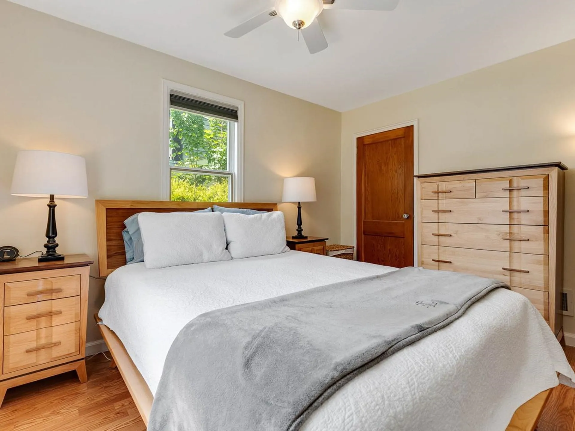 156 Woodlawn Road Burlington VT 05408