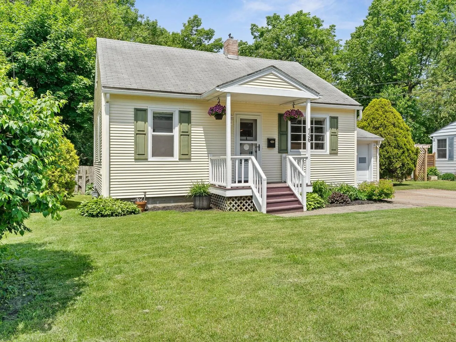 156 Woodlawn Road Burlington VT 05408