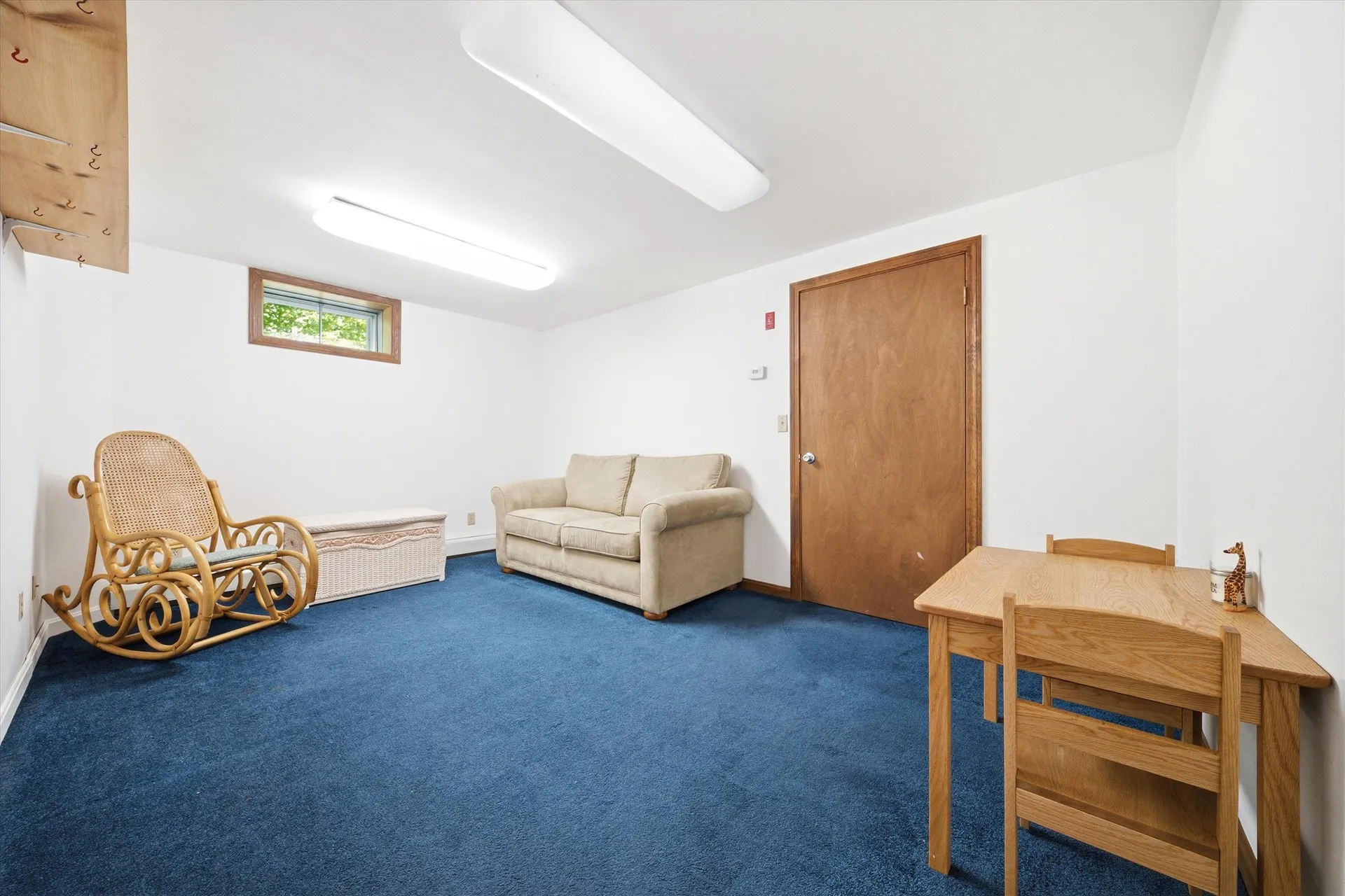 8 Oriole Lane Londonderry NH 03053