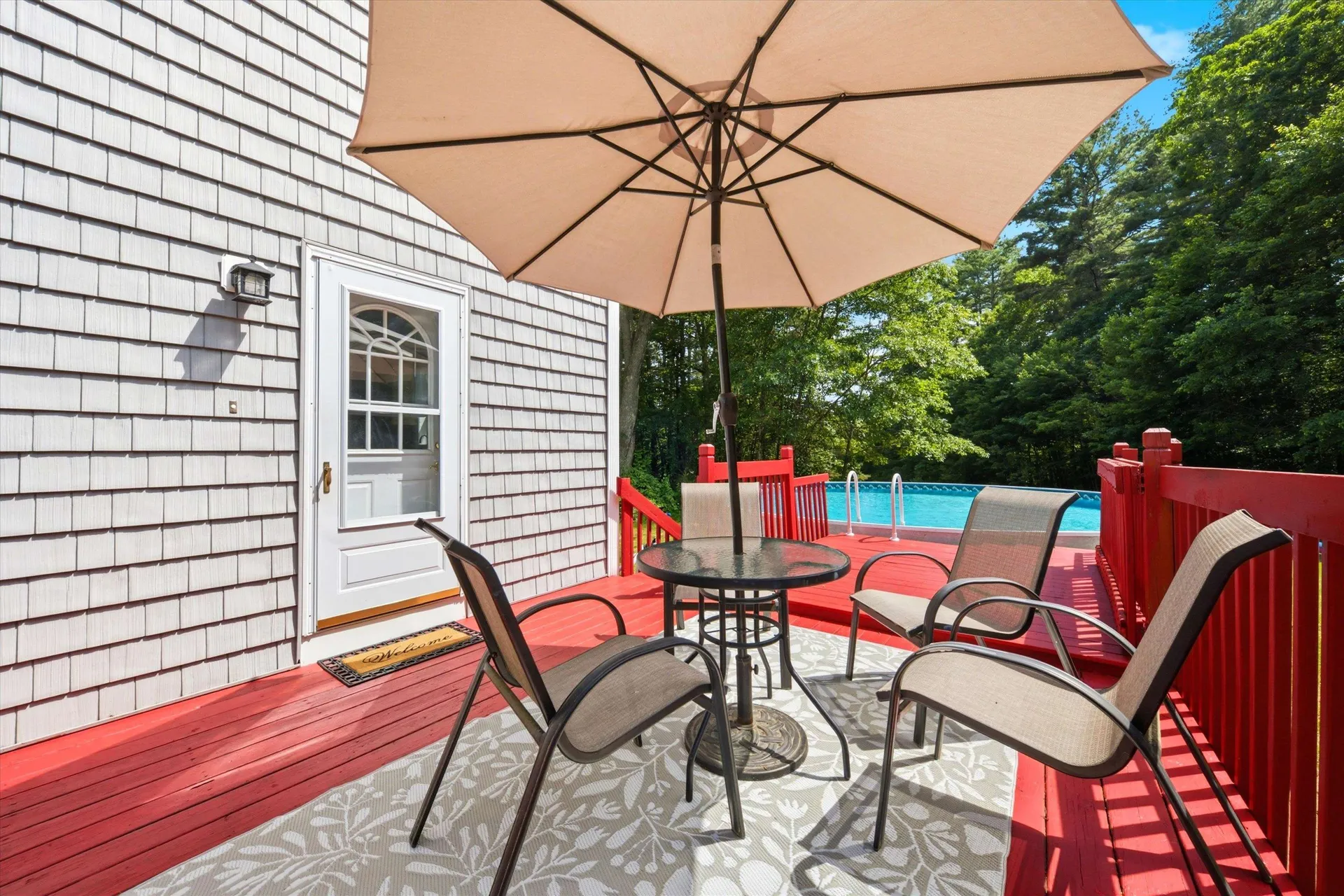 8 Oriole Lane Londonderry NH 03053