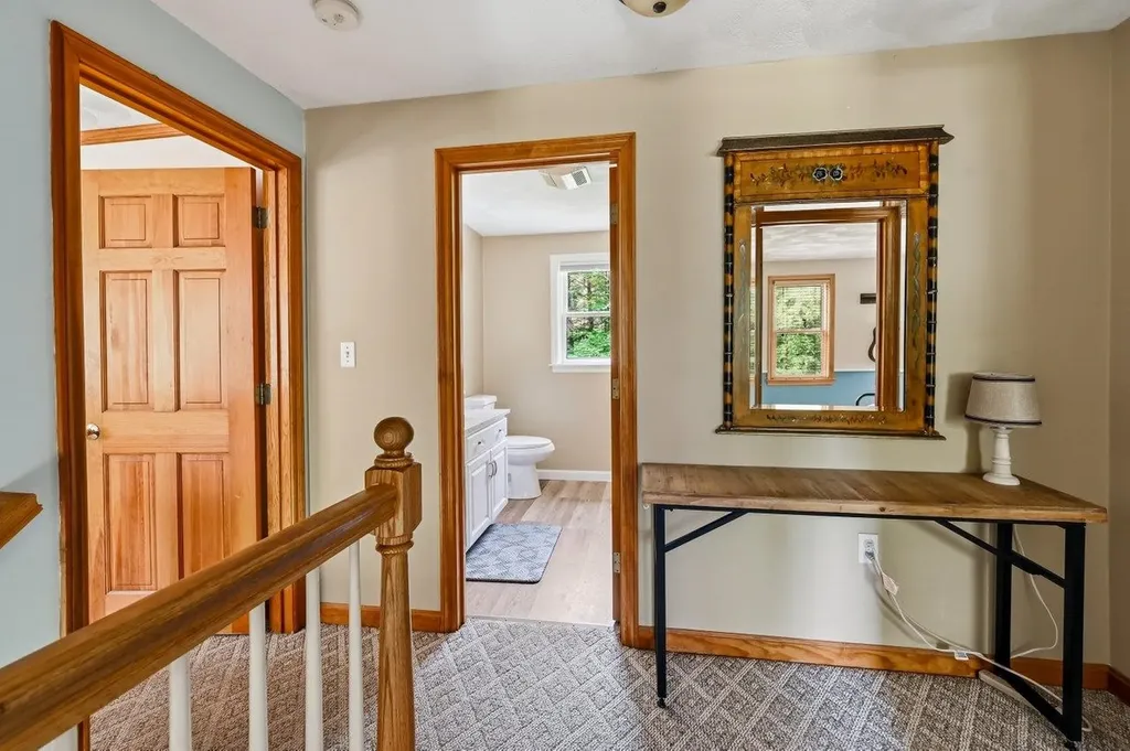 85 Karlin Road Fremont NH 03044