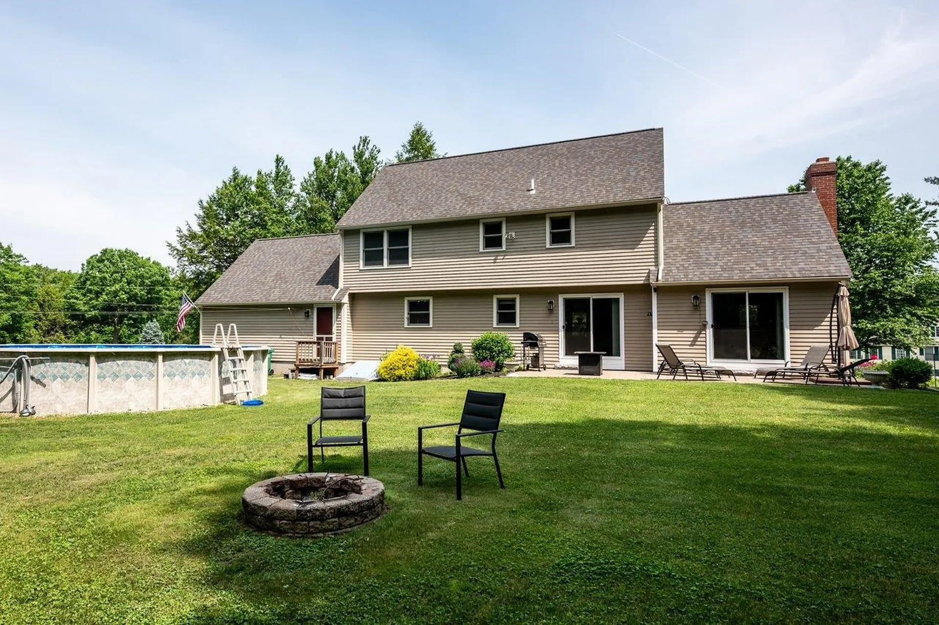 85 Karlin Road Fremont NH 03044
