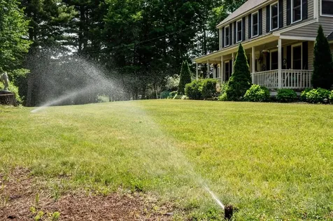 85 Karlin Road Fremont NH 03044