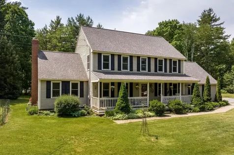 85 Karlin Road Fremont NH 03044