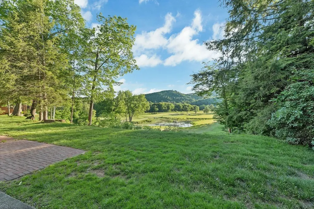 85 Fairway Drive Ashland NH 03217