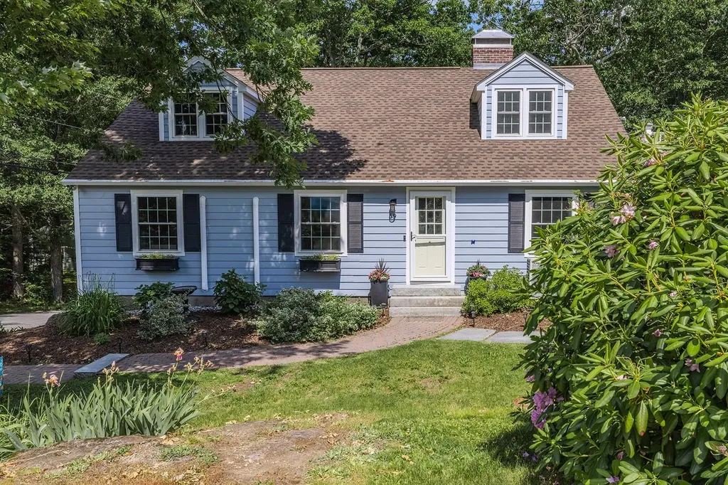59 Blaze Hill Road Hopkinton NH 03229