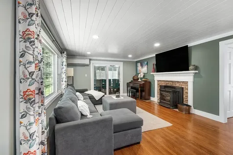 59 Blaze Hill Road Hopkinton NH 03229