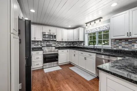 59 Blaze Hill Road Hopkinton NH 03229
