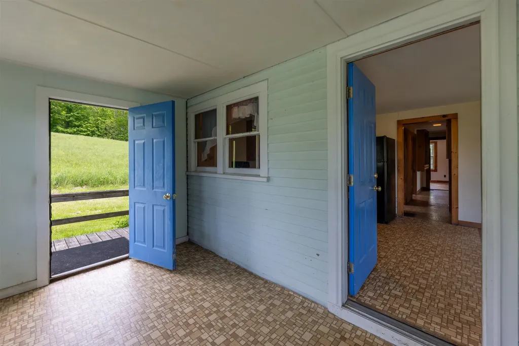 88 Van Dyke Road Strafford VT 05072