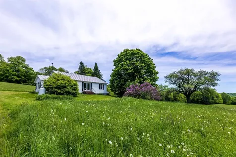88 Van Dyke Road Strafford VT 05072