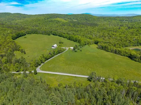 88 Van Dyke Road Strafford VT 05072