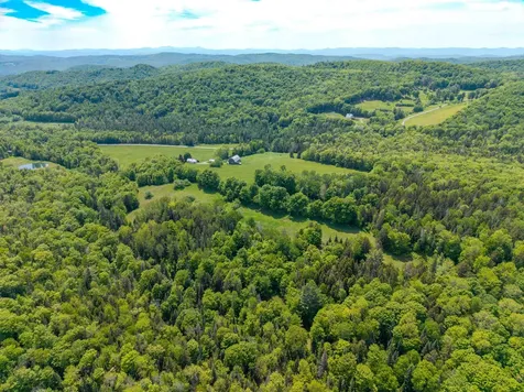 88 Van Dyke Road Strafford VT 05072