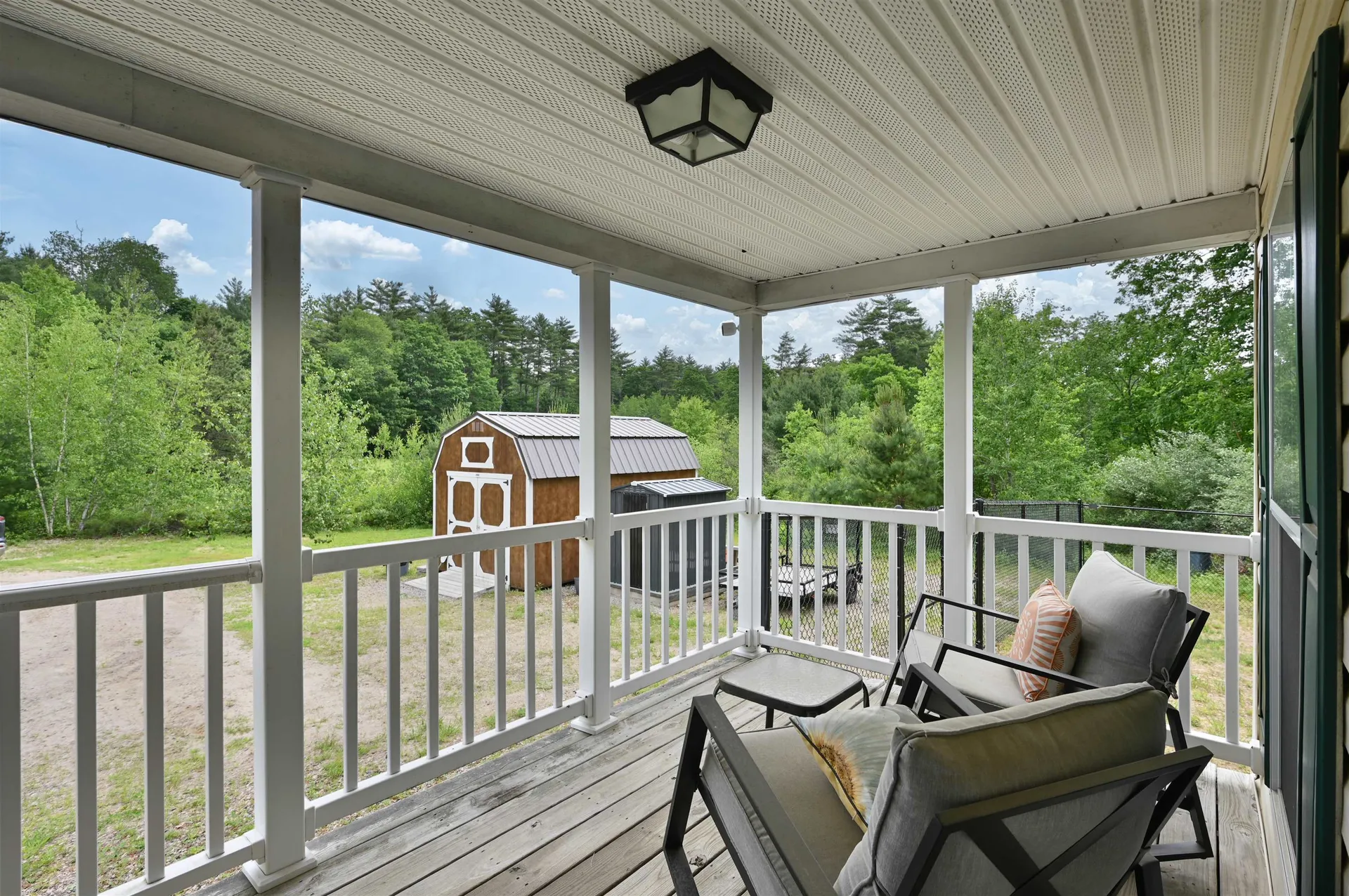 124 Chester Road Raymond NH 03077
