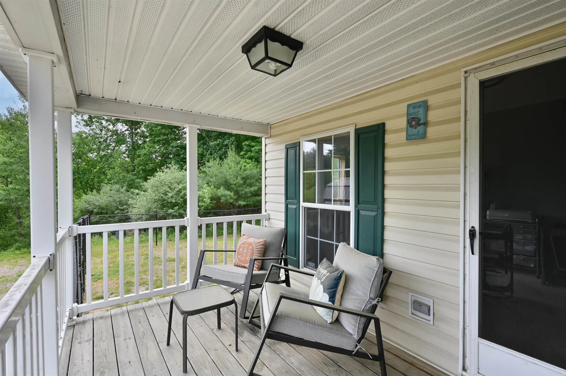 124 Chester Road Raymond NH 03077