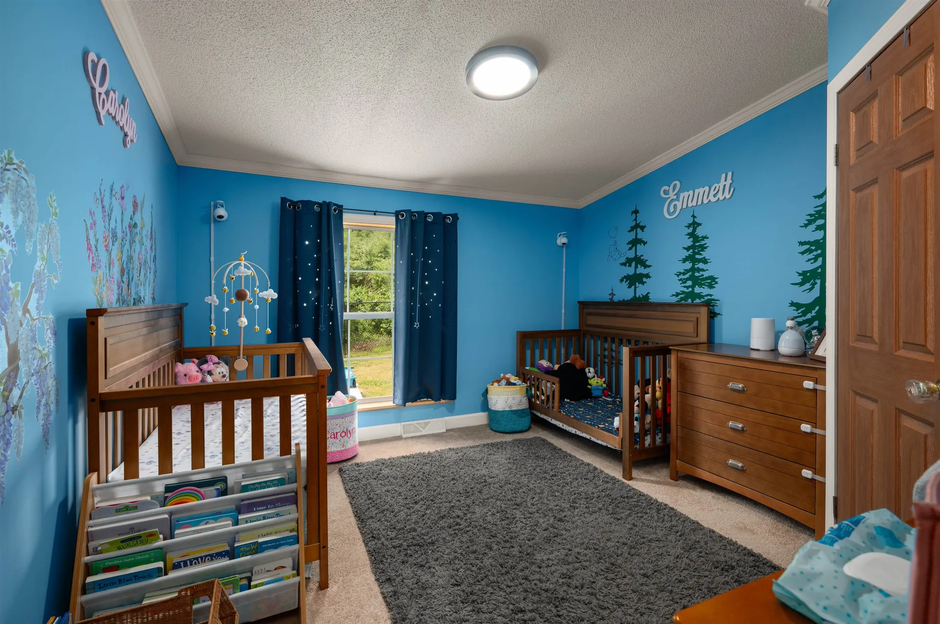 124 Chester Road Raymond NH 03077