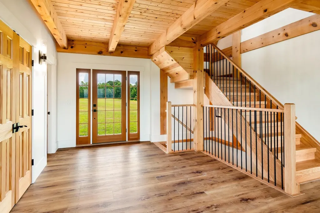 225 Viscido Drive Ferrisburgh VT 05456