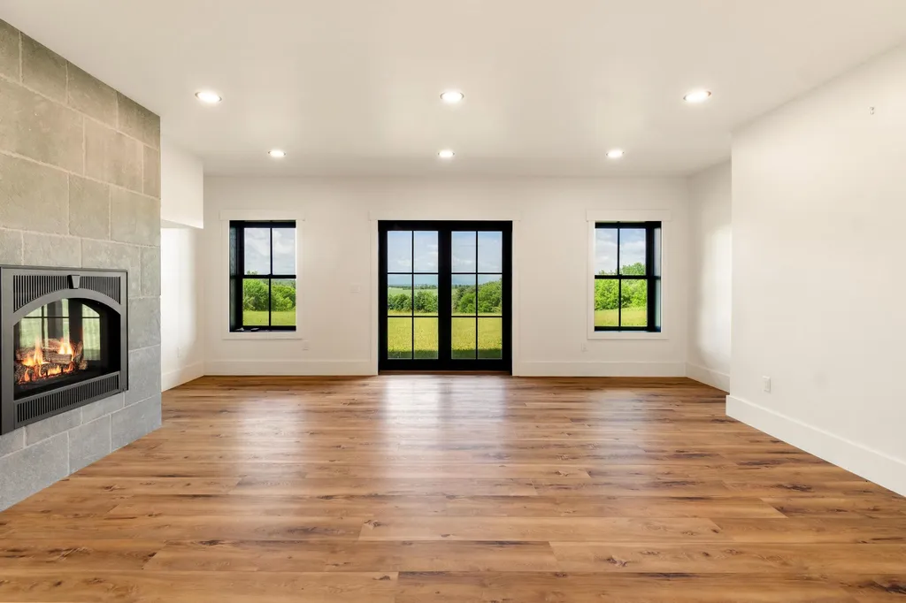225 Viscido Drive Ferrisburgh VT 05456