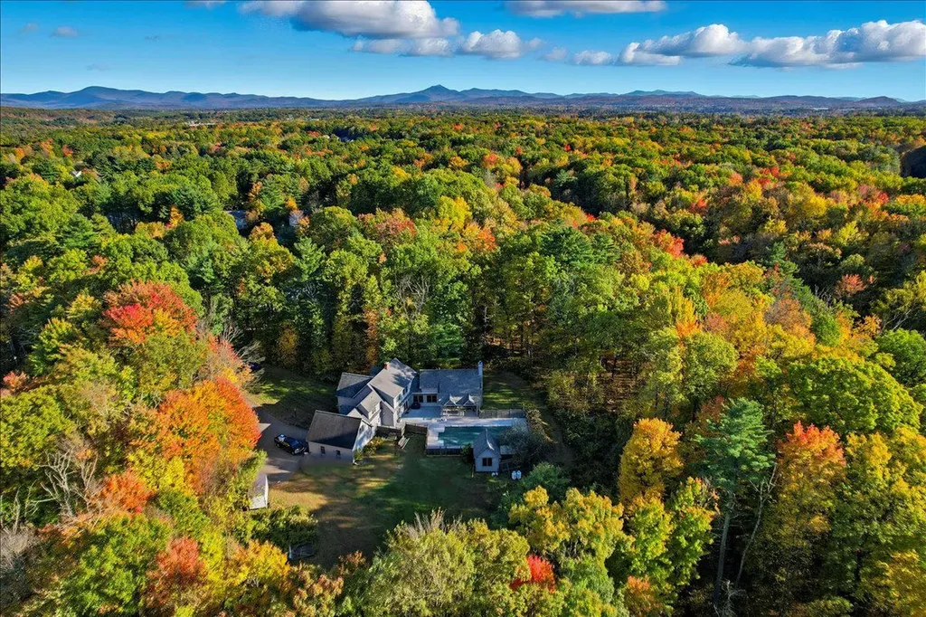 214 Kylies Way Colchester VT 05446