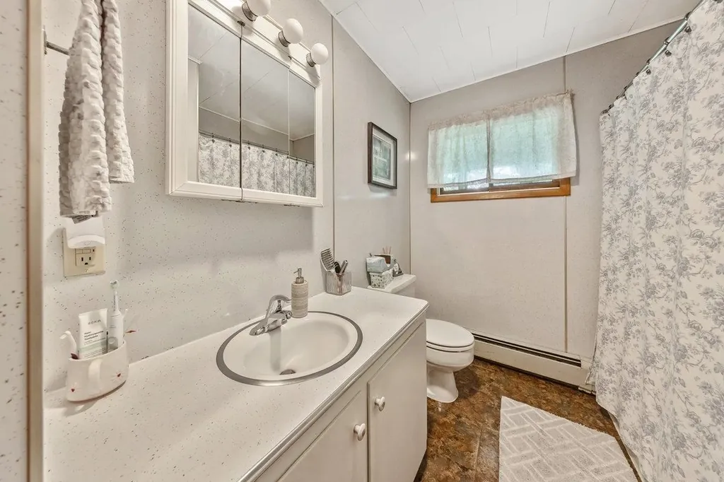 270 Winters Lane Alburgh VT 05440