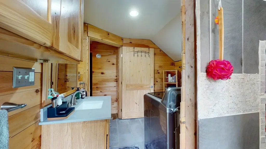 5961 Spear Street Shelburne VT 05482