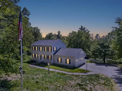 71 Oak Hill Road Northfield NH 03276