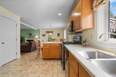 71 Oak Hill Road Northfield NH 03276