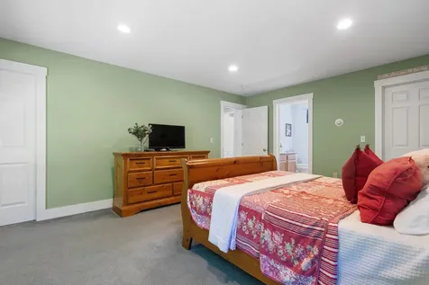 71 Oak Hill Road Northfield NH 03276