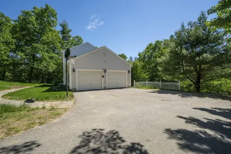 71 Oak Hill Road Northfield NH 03276