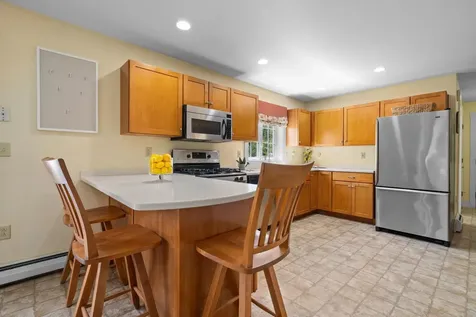 71 Oak Hill Road Northfield NH 03276