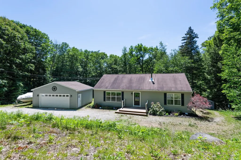 95 Hundred Acre Wood Road Bristol NH 03222