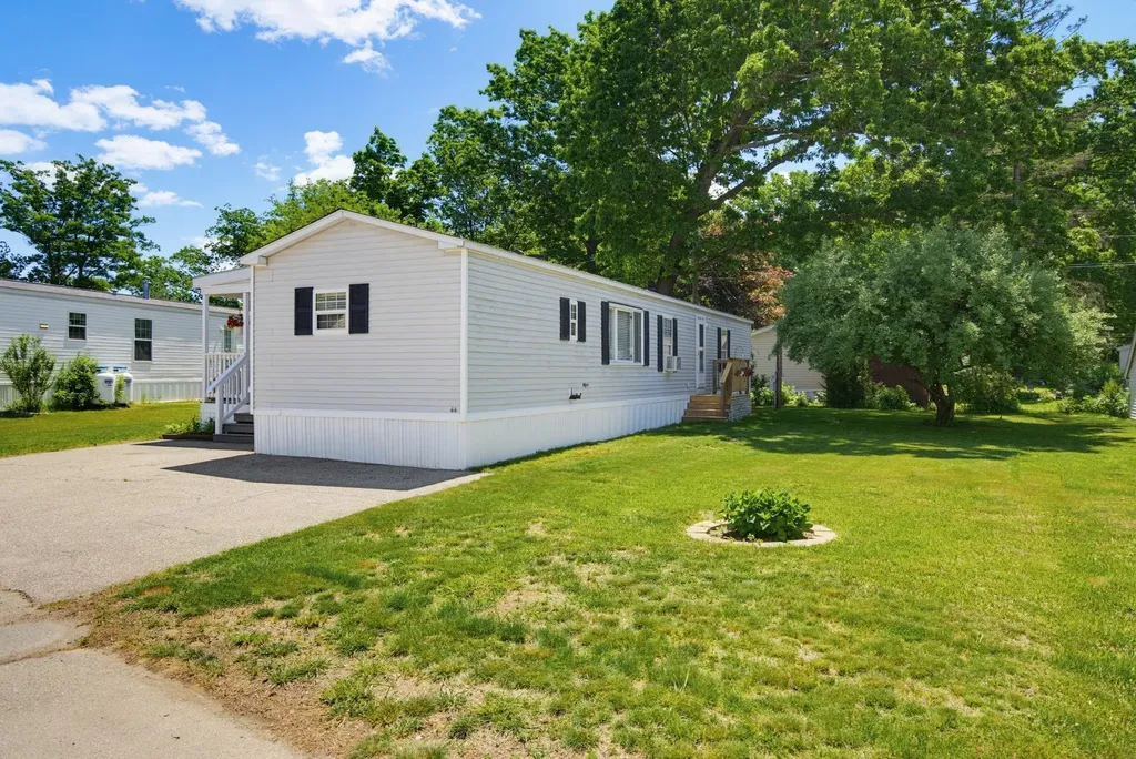 44 Hazel Drive Concord NH 03301