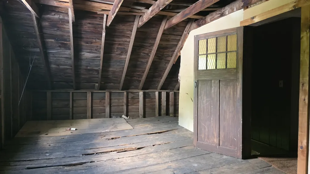 91 Venheim Road Lunenburg VT 05906