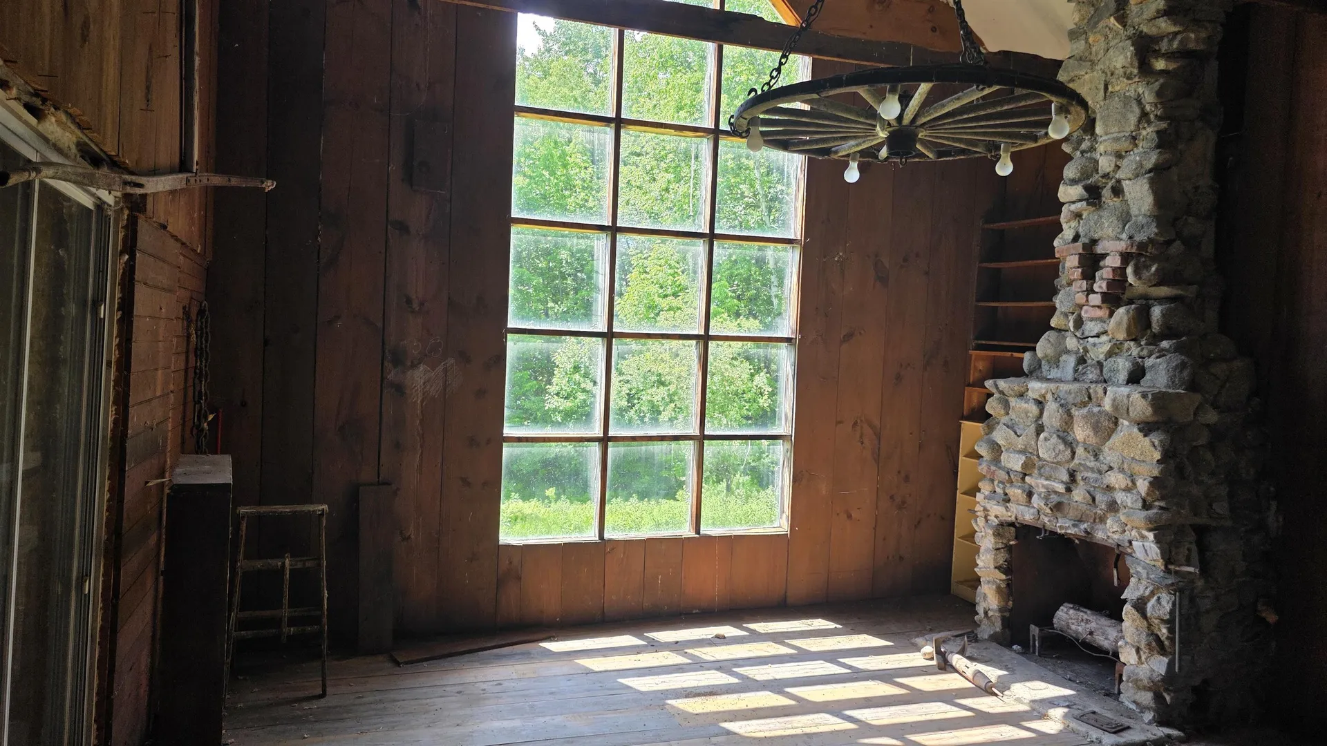 91 Venheim Road Lunenburg VT 05906