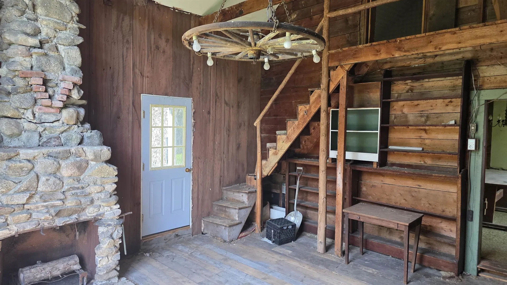 91 Venheim Road Lunenburg VT 05906