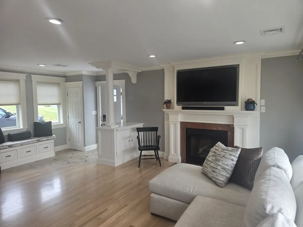 35 North Shore Road Derry NH 03038