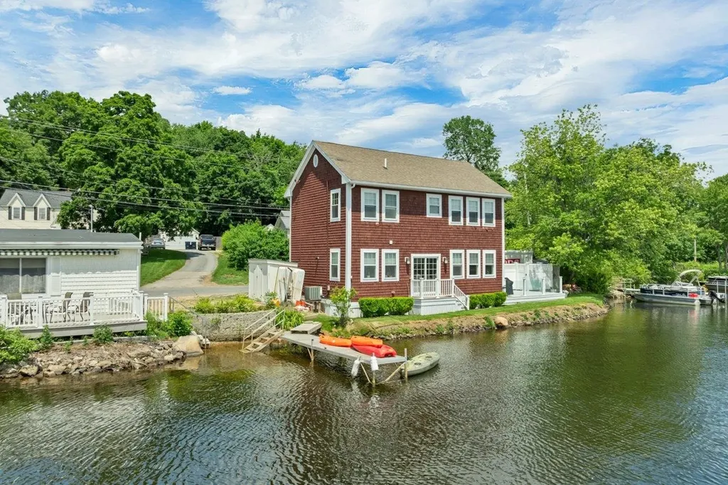 35 North Shore Road Derry NH 03038