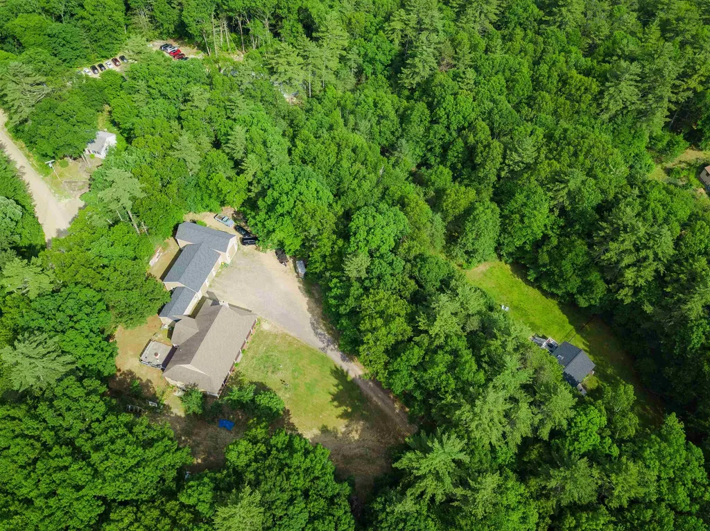 6 Phoenix Drive Kingston NH 03848