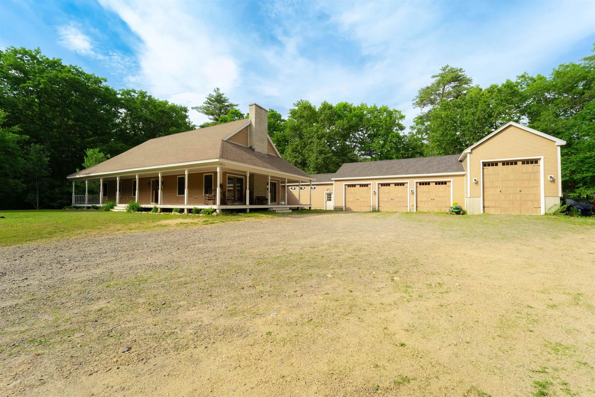6 Phoenix Drive Kingston NH 03848