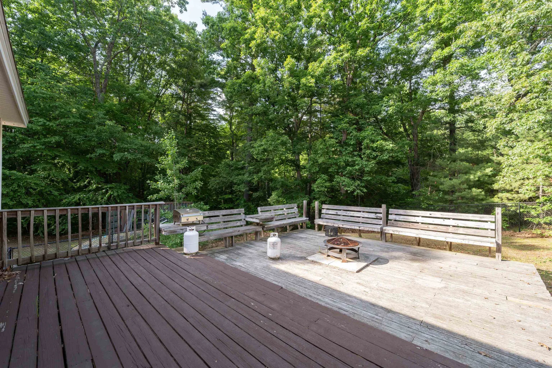 6 Phoenix Drive Kingston NH 03848
