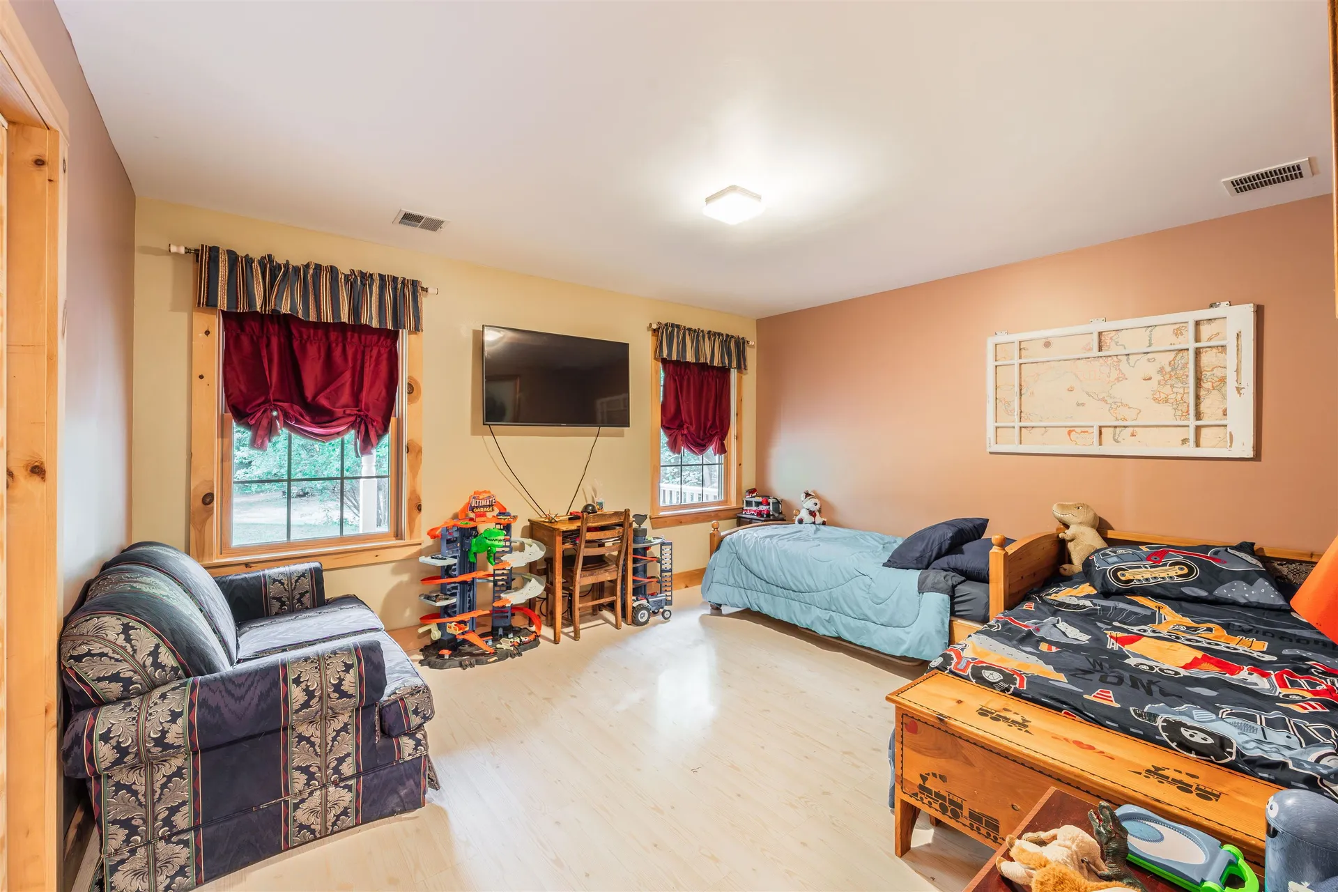 6 Phoenix Drive Kingston NH 03848