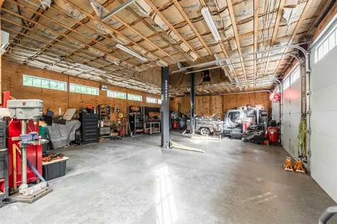6 Phoenix Drive Kingston NH 03848