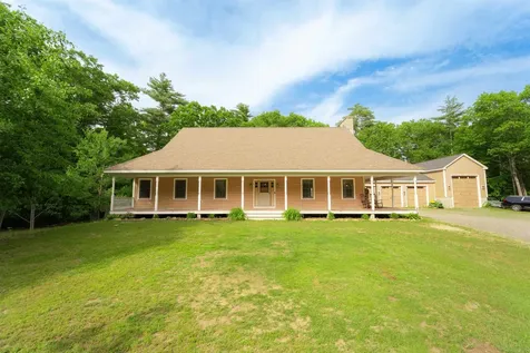 6 Phoenix Drive Kingston NH 03848