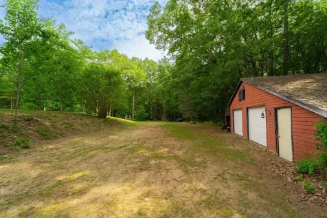 6 Phoenix Drive Kingston NH 03848