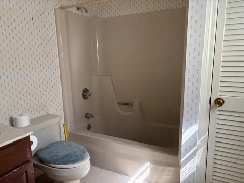 4 Wolfeboro Common Wolfeboro NH 03894