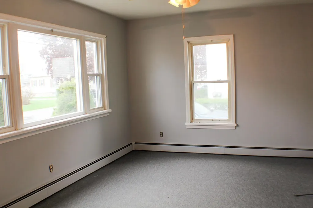 33 Kearsarge Street Manchester NH 03102