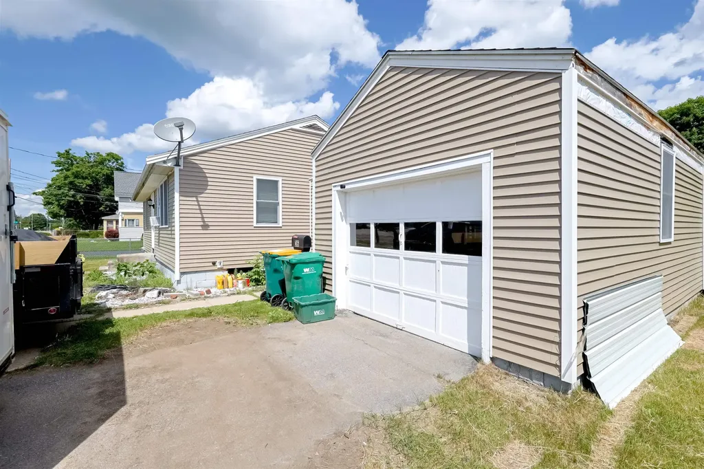 36 Hancock Street Rochester NH 03867