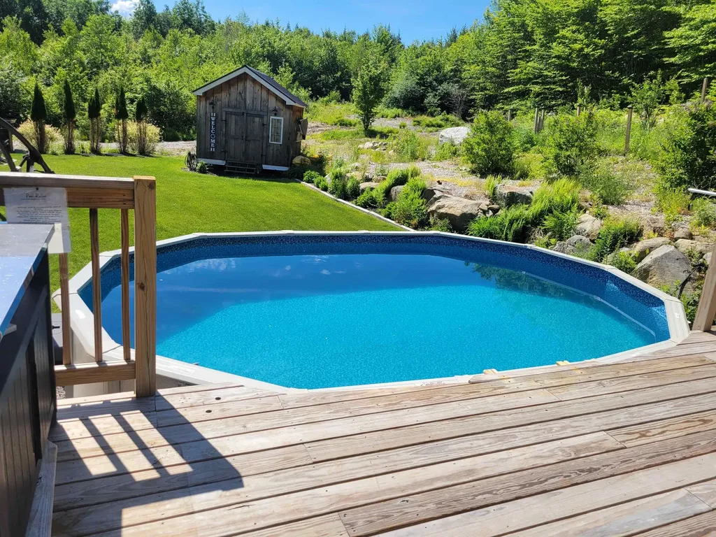 11 Vail Road Sanbornton NH 03269
