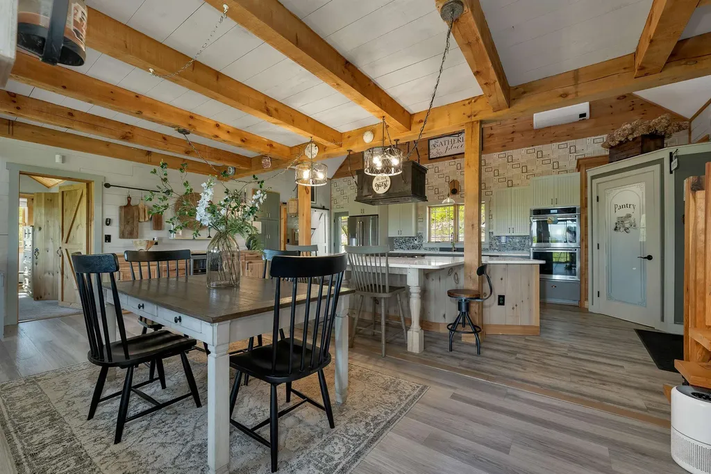 11 Vail Road Sanbornton NH 03269
