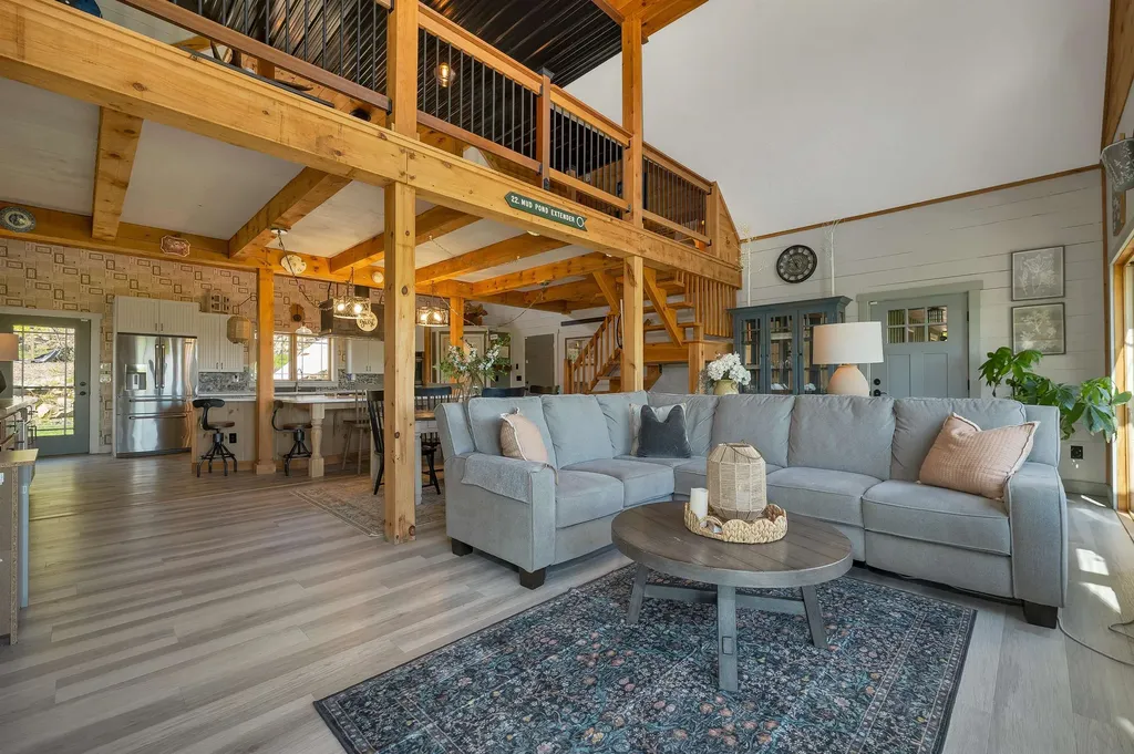 11 Vail Road Sanbornton NH 03269