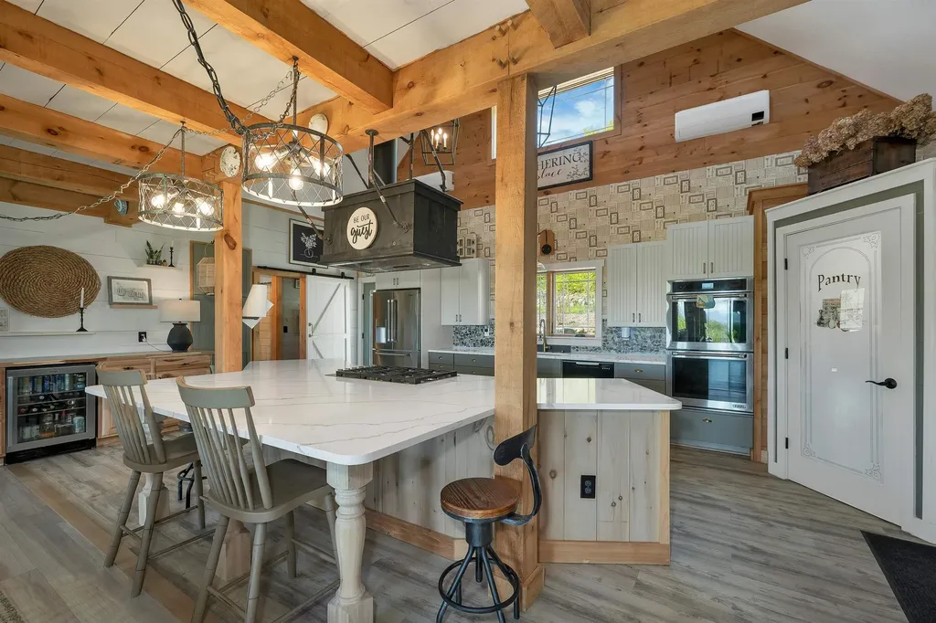 11 Vail Road Sanbornton NH 03269